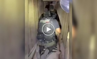 Подземный туннель из Мексики в США