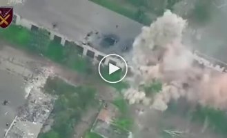 Our artillerymen destroyed three howitzers - D-30, D-20 and 2A65, which the Russians used to shell the civilian population