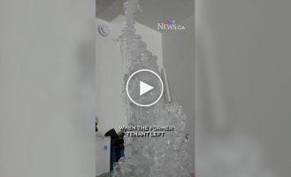 Все покрито льодом: економія на опаленні обернулася катастрофою для власника квартири