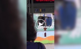 Водитель автобуса расплакался после ссоры с пассажиркой