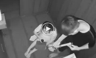 A girl regretted going to a horror quest