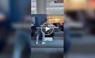 Sleep pods have appeared at Istanbul Airport