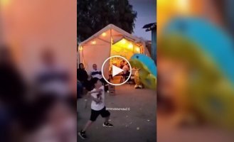 Пиньята наносит ответный удар