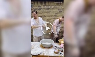 Пародія на індійську вуличну кухню
