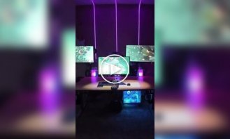 Monitors on robotic arms