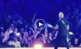 Концерт Metallica вызвал несколько землетрясений в греческих Афинах