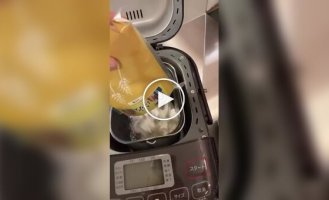 В японских отелях гостям дают возможность самим испечь себе хлеб
