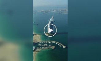 Робо-спасатели на пляжах Дубая