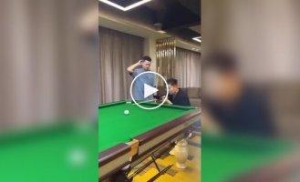 Кий с прицелом