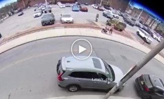 Взрыв в канализации в США попал на видео