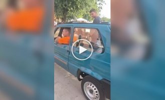 A truck driver almost fell off a bridge in China