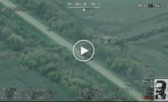 Ukrainian fighters disrupted the evacuation of a tank by the occupiers and destroyed an armored repair and recovery vehicle