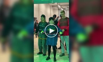 A spectacular show with imaginary motorcycles