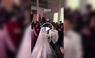 Жених сбежал со свадьбы, чтобы поиграть в CS с друзьями