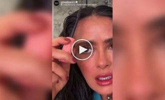Сальма Хайек показала, как борется с возрастными изменениями