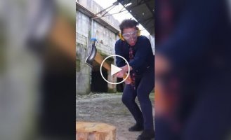 Топор с дополнительной мощностью
