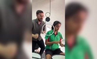 Хороший учитель игры на барабанах