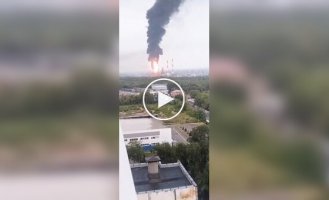 Strikes on Russian regions: Novokuibyshevsk Oil Refinery is on fire