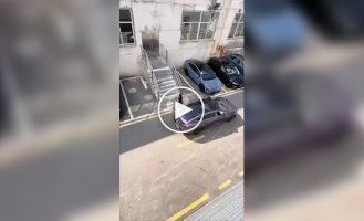 Интересный способ парковки