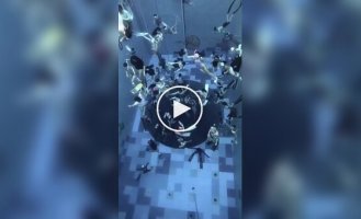 Занятие по фридайвингу в Китае