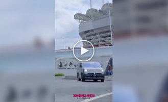 Первые летающие автомобили в Китае