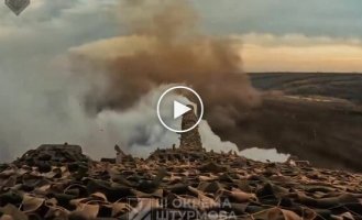 Боевая работа экипажа украинского танка из 3-й ОШБр