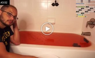A streamer filled a bathtub with a teaspoon for 34 hours for the sake of dates