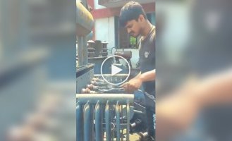 An Indian resident who laughs in the face of danger