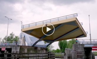 Unusual bridge in the Netherlands