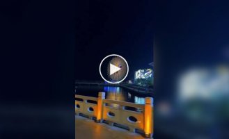 Smiling Ferris wheel in China