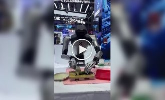 Робот с тремором рук