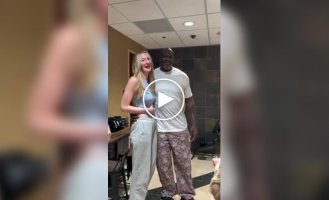 Самая высокая модель в мире встретилась с Шакилом ОНилом