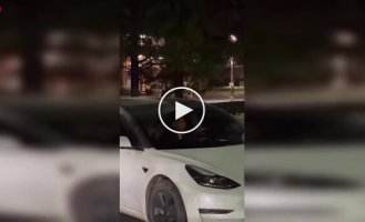 Свидание закончилось скандалом: вмешалась бывшая с битой