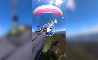 Воздушное ЧП в Австрии: самолет задел параплан на скорости