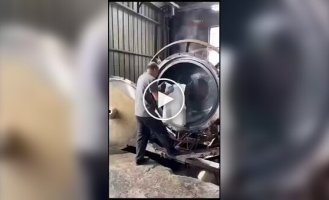 Как делают огромные пластиковые чаны: Удивительный процесс ротоформования