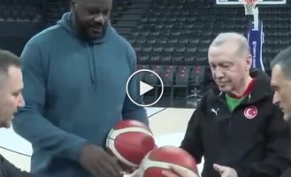 Ердоган обіграв Шакіла Про Ніла