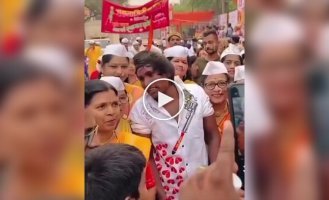 Парень, которого называют «индийским Джастином Бибером»