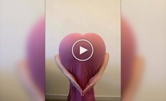 В Японии девушки нашли новый способ показать свою любовь