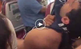 Пилот чуть не разбил самолет с пассажирами в Индии