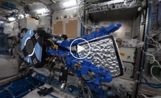Робот-восьминіг для розчищення орбіти від сміття