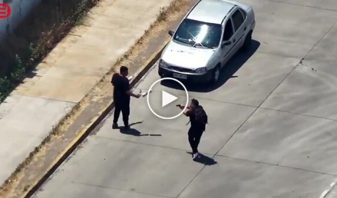 Пойманы с поличным: чилийская полиция накрыла контрабандистов у самой опасной тюрьмы страны