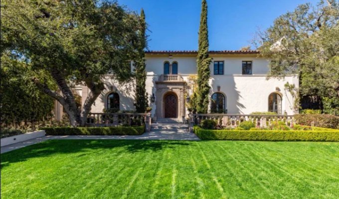 Дом Оззи Осборна в Лос-Анджелесе выставили на продажу за $17 млн (6 фото)