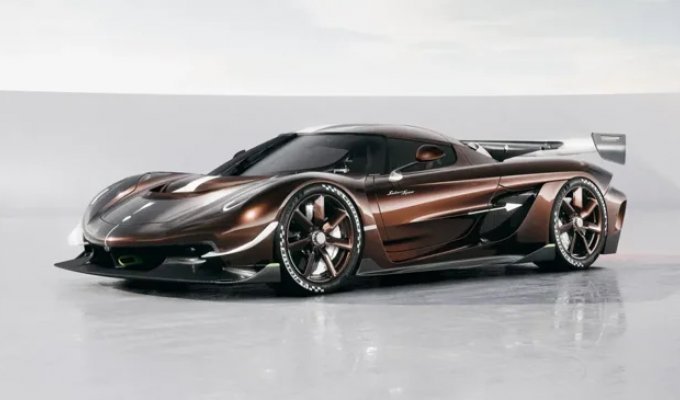 Koenigsegg Sadair’s Spear hypercar unveiled: 1625 horsepower and a cost of over $5.2 million (11 photos)