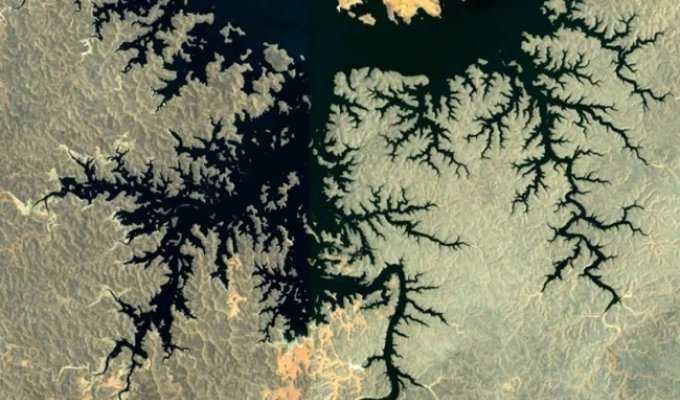 Фрактальні візерунки на поверхні Землі (18 фото)