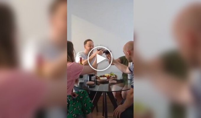 Типичная встреча друзей, которым за 30