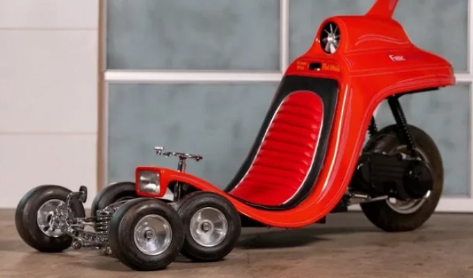Дивний гібрид карта та мотоцикла з мотором Honda (5 фото)