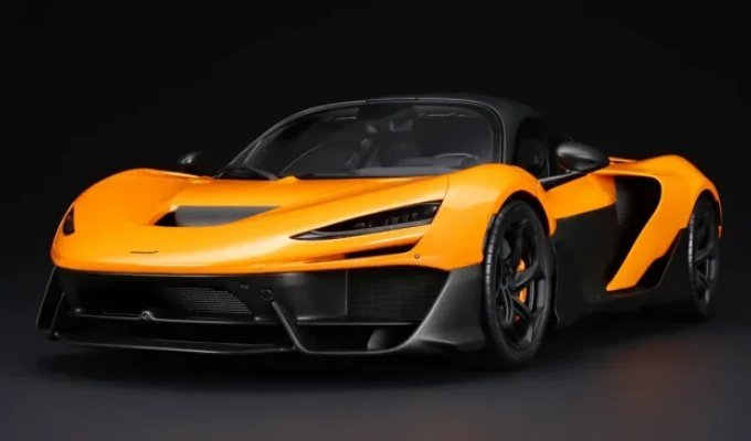 McLaren hypercar became a toy for the price of two budget cars (8 photos)