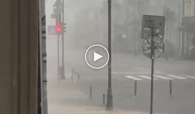 Delivery in extreme conditions: A courier against the elements