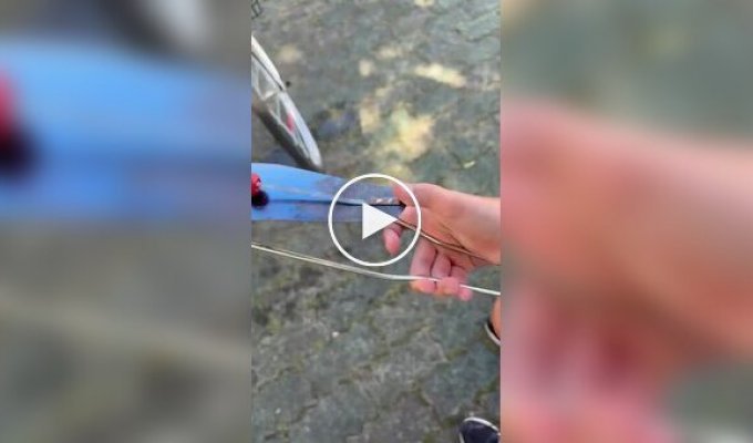 Необычный музыкальный инструмент, звук которого знаком почти каждому