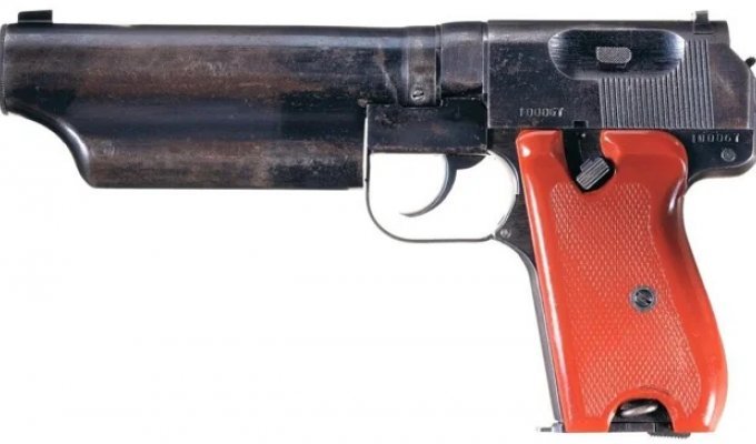 Unique Thing: A Chinese-Style Silent Pistol (3 photos)